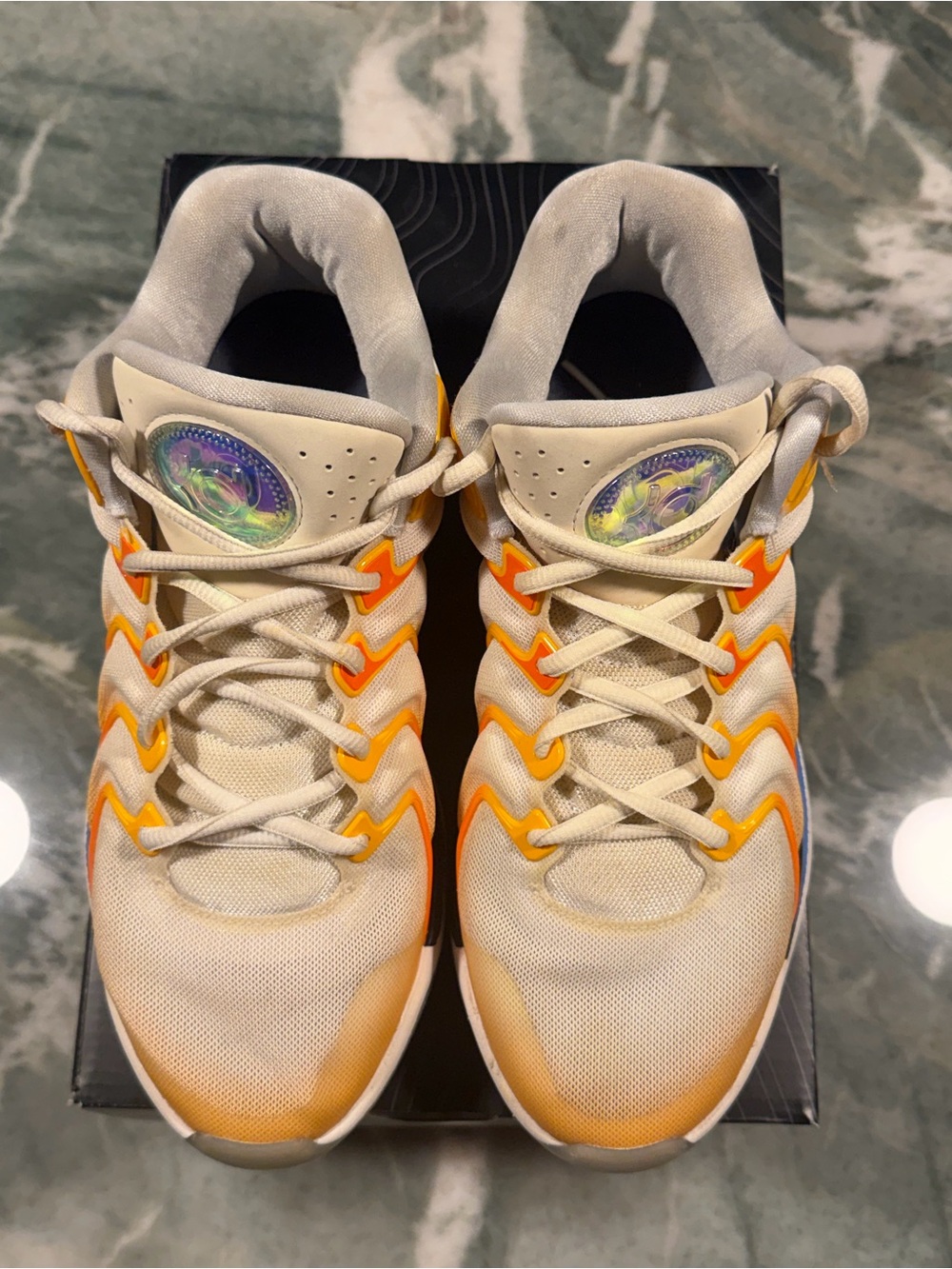 Nike Men’s KD 17 color sunrise Basketball Shoes size 8.5